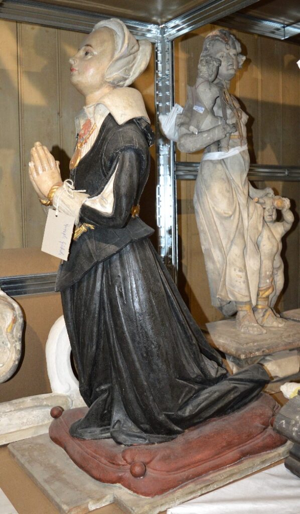 Weibliche Stifterfigur des Epitaphs für Catharina Güttich