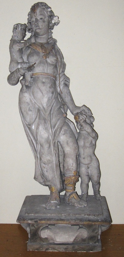 Figur Tugend Liebe des Epitaphs für Catharina Güttich